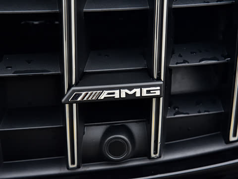 2026�� �Ŀ� AMG CLE 53 4MATIC+ ���ܳ�