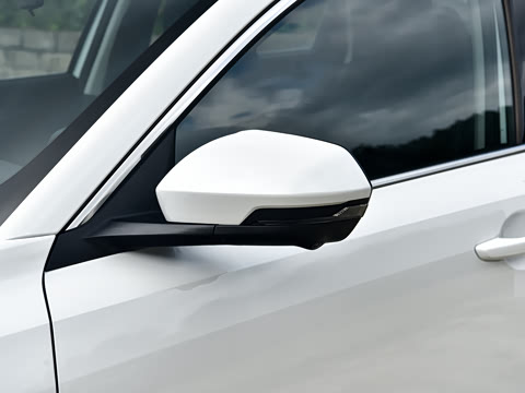 2026�� 1.5T �����