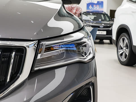 2027�� ���� 1.5L CVT������