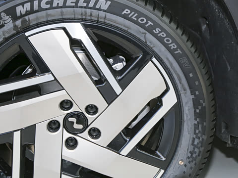 2025�� Max ������