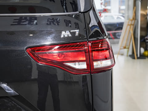 2026�� 2.0L �ֶ����ᾫӢ�� 7�� CNG