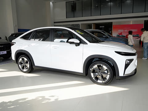 2026�� 1.5L 220km ����+