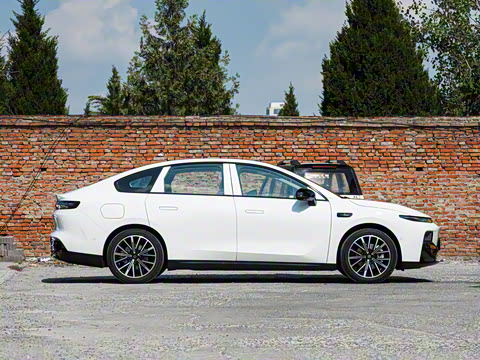 2025�� 550������