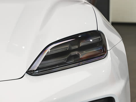2026�� Macan ��������