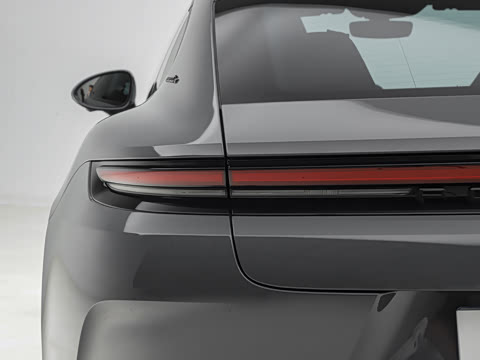 2026�� Panamera ������ 2.9T