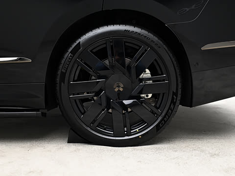 2026�� 102kWh �����е�ǩ����