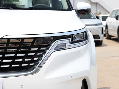 2026�� 2.0T �콢��