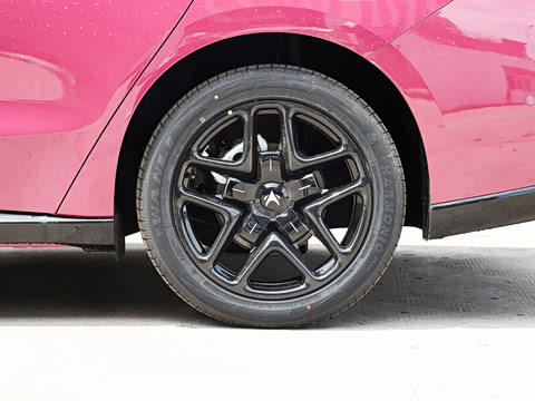 2026�� 535 MAX�����