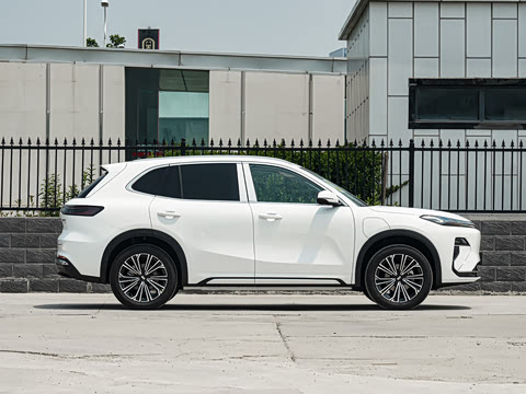 2026�� 605km Զ��+