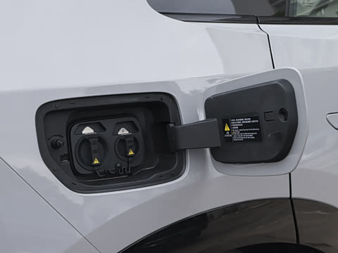 2025�� ����200 Air