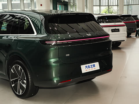 2025�� Pro ���ܻ��°�