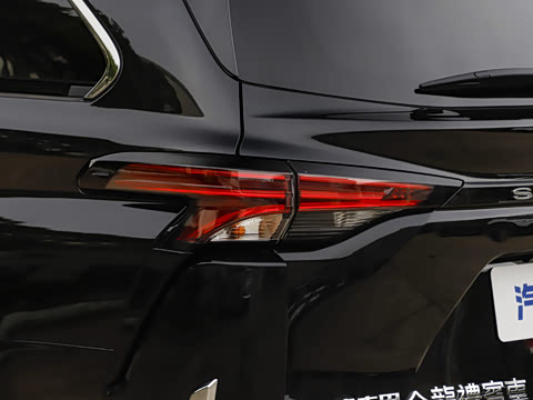 2026�� 2.5L ����׿��318��