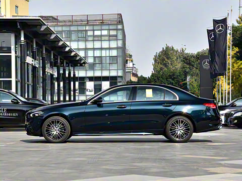 2026�� C 260 L �˶���