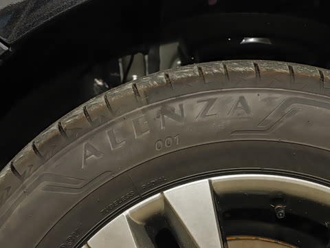 2026�� 2.5L ����׿��318��