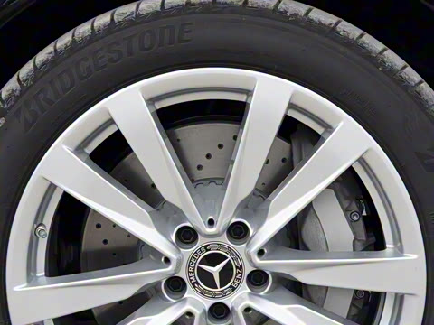 2026�� S 400 L �����ر��