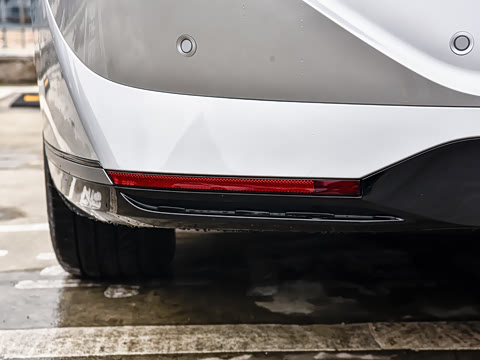 2026�� ���� 1550 Max �Ƽ���