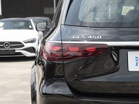 2026�� �Ŀ� GLS 450 4MATIC ������