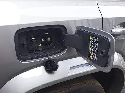 2026�� PLUS 211km XWD ���� 5��