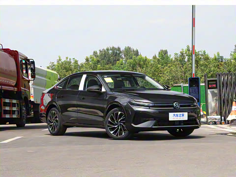 2026�� L 300TSI DSG ������