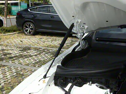 2025�� �Ŀ� GLC 300 L 4MATIC ������ 5��