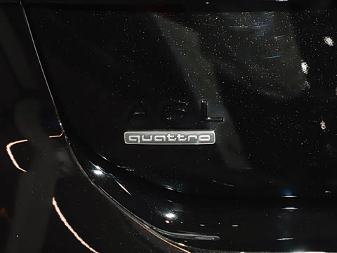 2026�� 2.0T quattro ������