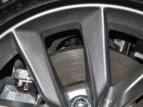 2025�� 240TURBO �ֶ����ٰ�