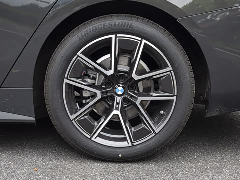 2026�� 425i Gran Coupe M�˶���װ