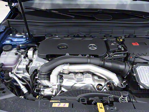 2025�� GLB 220 ʱ����