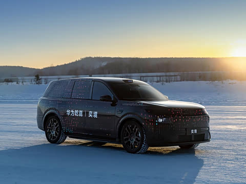 �������� �Ⱦ�SUV