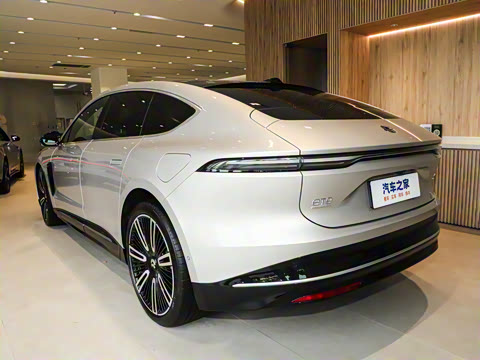 2025 102kWh ǩ