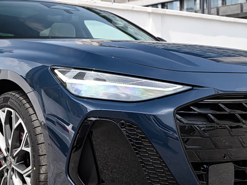 2026�� 2.0T quattro ������	