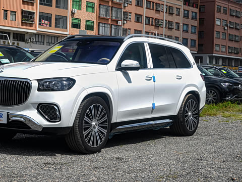 2025�� GLS 480 4MATIC