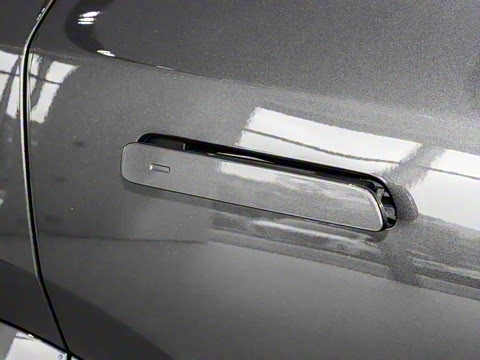 2025�� Ultra ���ܻ��°�