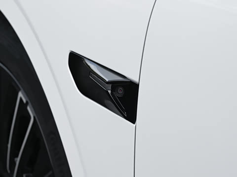 2025�� 240����Ultra