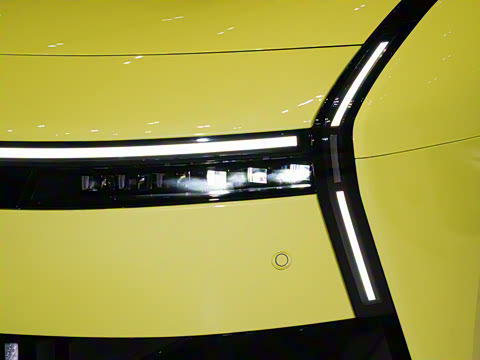 2025�� 702 ������ Ultra