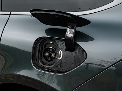 2026�� ��Ȼ�澳�� 100kWh Touring