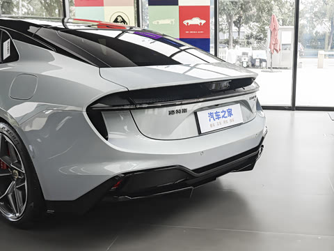 2026�� 600 SE 5��