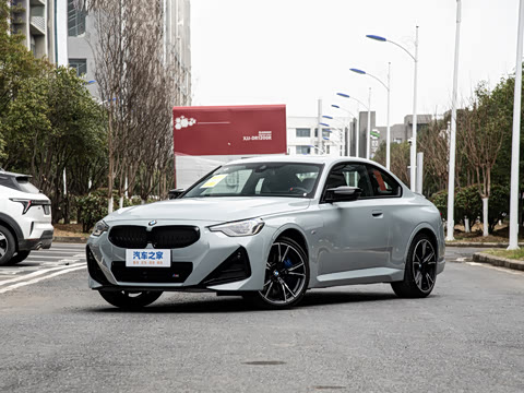 2026�� M240i xDrive