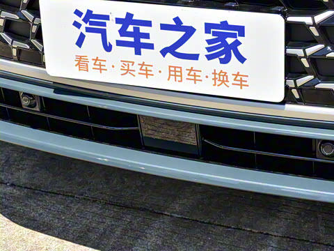 2025�� quattro 45�����ذ� 35TFSI ʱ�ж�����