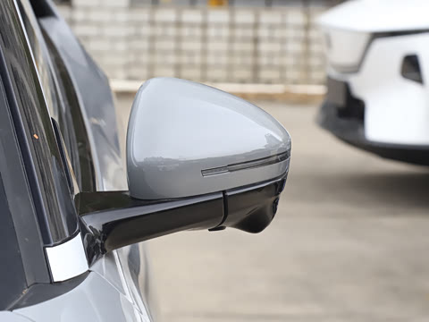 2025�� ����600 Pro