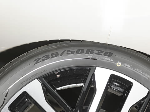 2026�� 2.0L ����PRO+