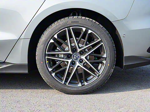 2025�� EV �Ǽݰ� 635KM�����״��콢��