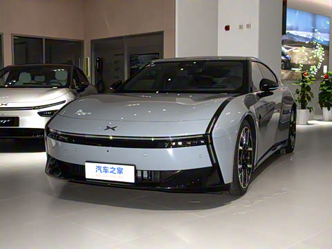 2025�� 702 ������ Ultra