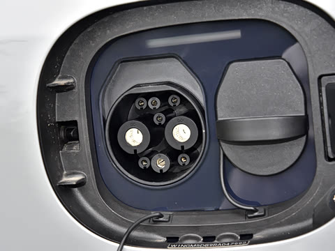 2024�� EQE 53 4MATIC+