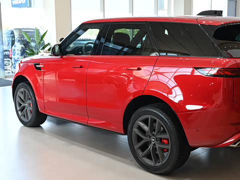 2025�� 400PS Dynamic SE