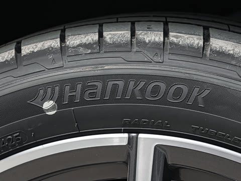 2026�� 325i M�˶���װ