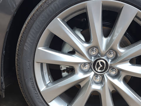 2025�� 2.0L �Զ����Ű�