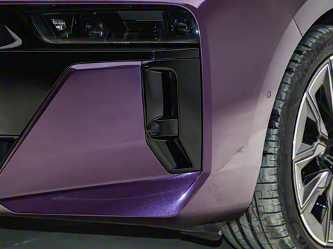 2023�� M760Le xDrive