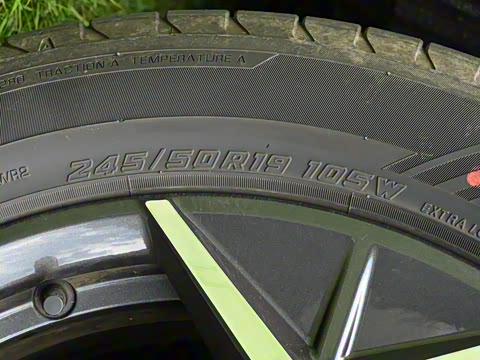 2025�� 240����Ultra