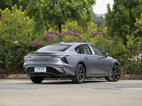 2025�� 2.0T ��Զ��